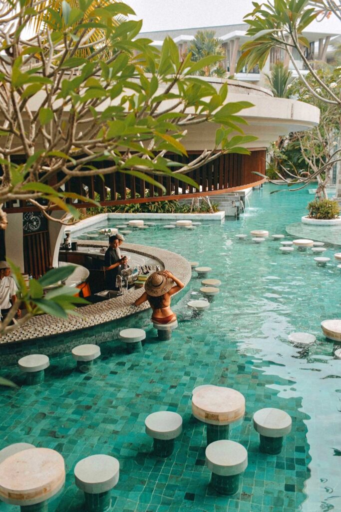 FacilityConcept-PoolBar-scaled